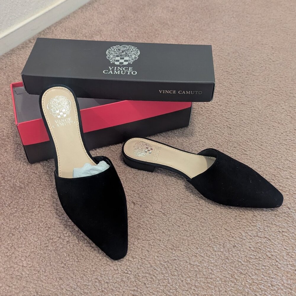 Vince Camuto Felinial Flat True Black Suede